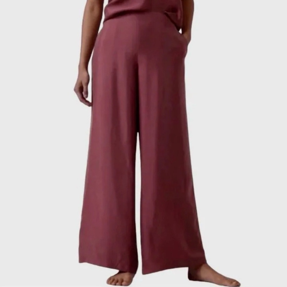 NWT Athleta Calm Cool Pant